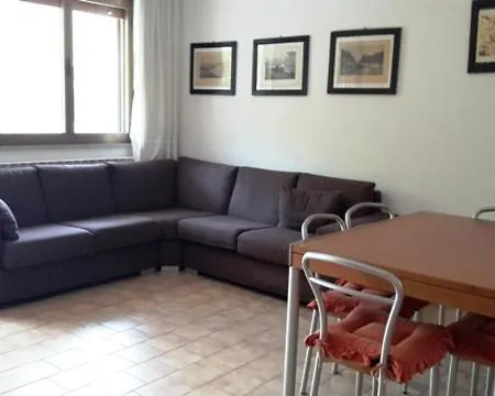 Apartamento Angolo Piscina